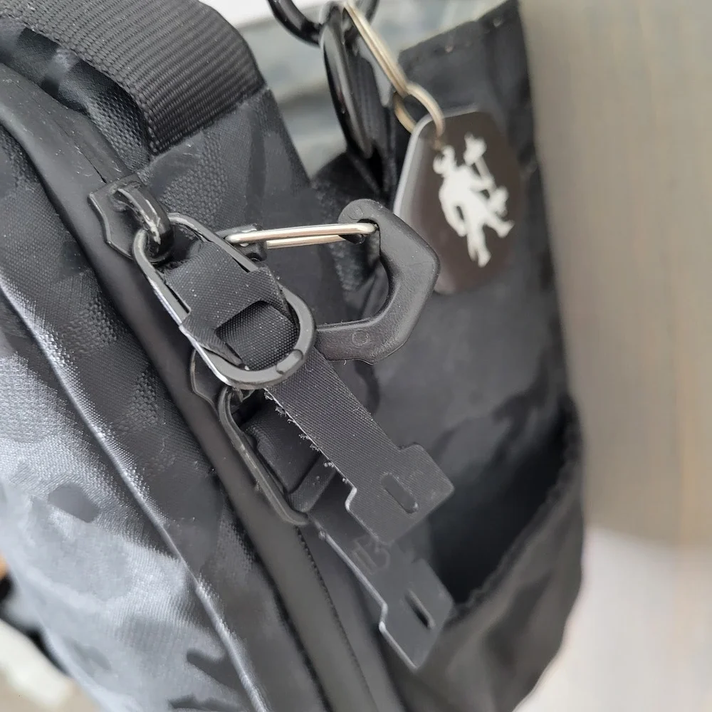Magnetic Bag Company Crossbody Gym Bag Unisex OS Black Camo Viking Sling